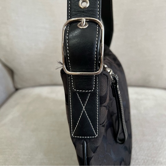 VTG Coach Black Canvas Signature Monogram Crossbody Bag White Stitching K2K-6347 - Picture 7 of 15
